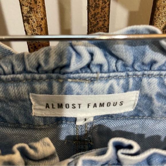 Almost Famous Jeans Paperbag Boho Wide‎ Leg Light Denim Juniors 1 - Picture 4 of 6